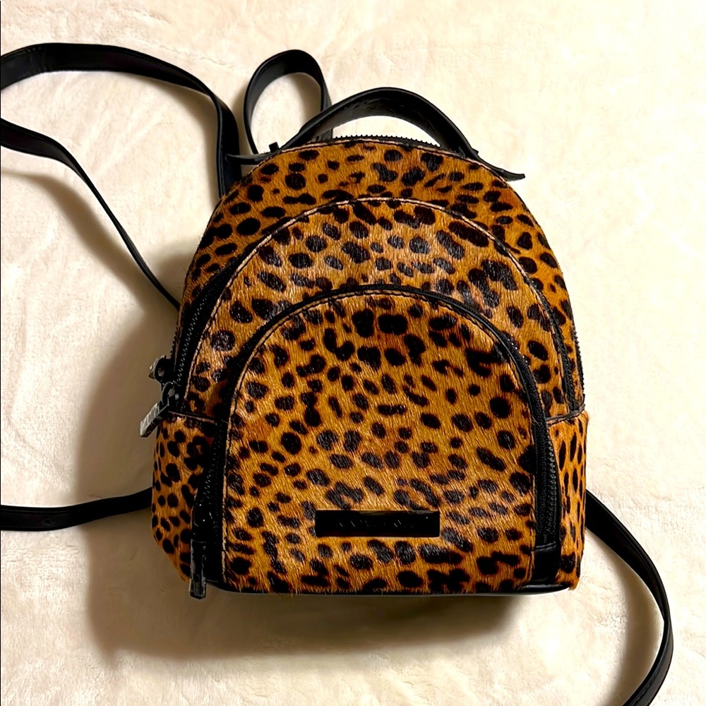 Kendall+Kylie. Leopard Print Backpack. Very cute 🥰